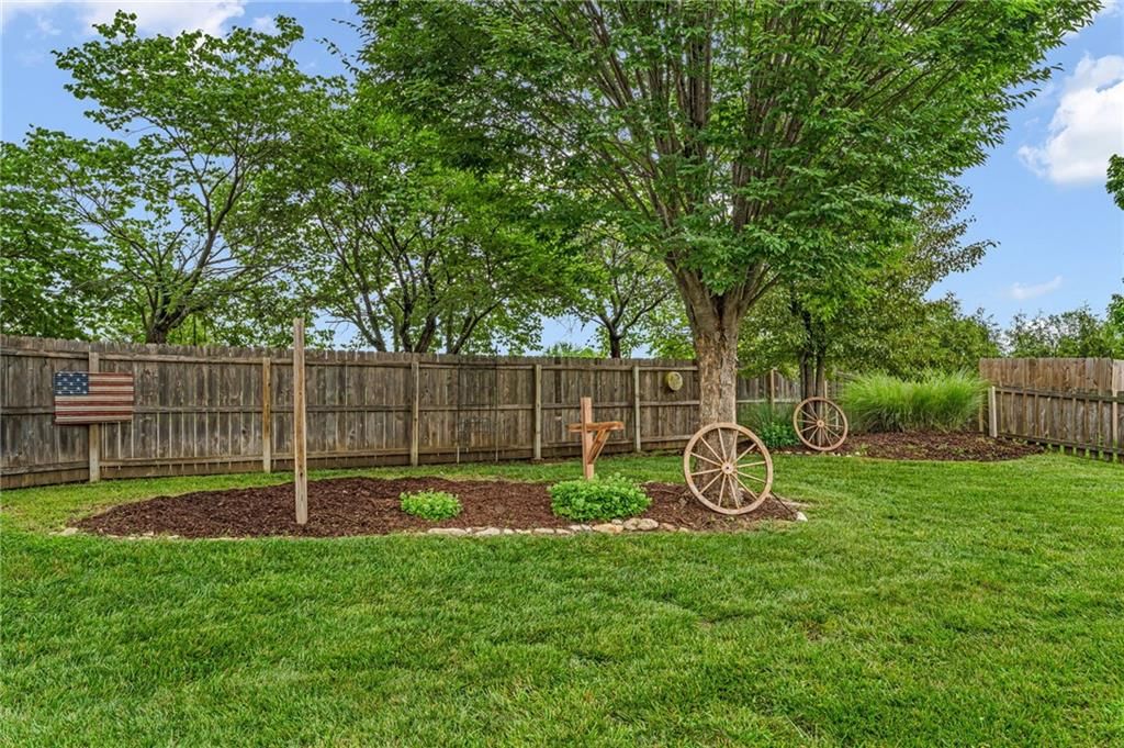 5228 Campbell Place — photo 47