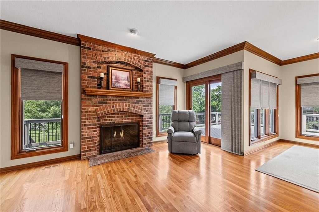 Photo 12 of 71 - 12600 Flint Street, Overland Park, KS 66213