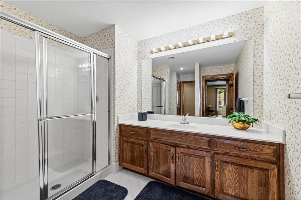Photo 29 of 71 - 12600 Flint Street, Overland Park, KS 66213