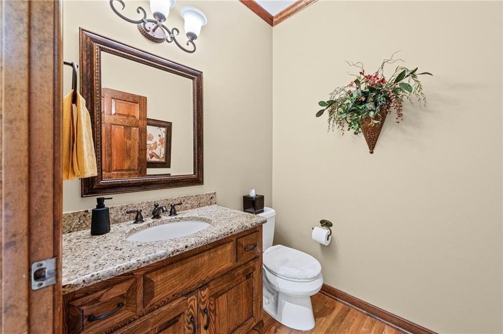 Photo 7 of 71 - 12600 Flint Street, Overland Park, KS 66213