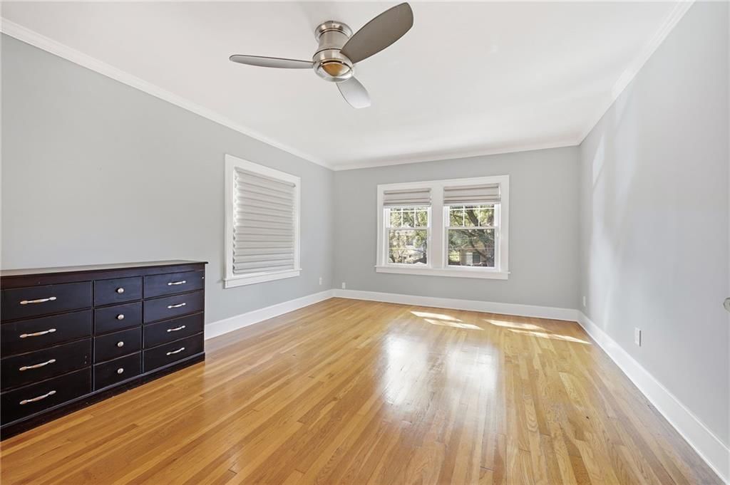 6124 Oak Street — photo 25