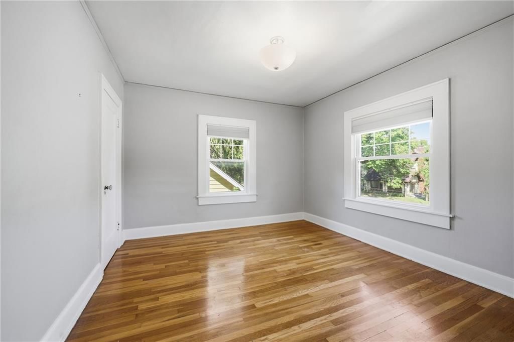 6124 Oak Street — photo 29