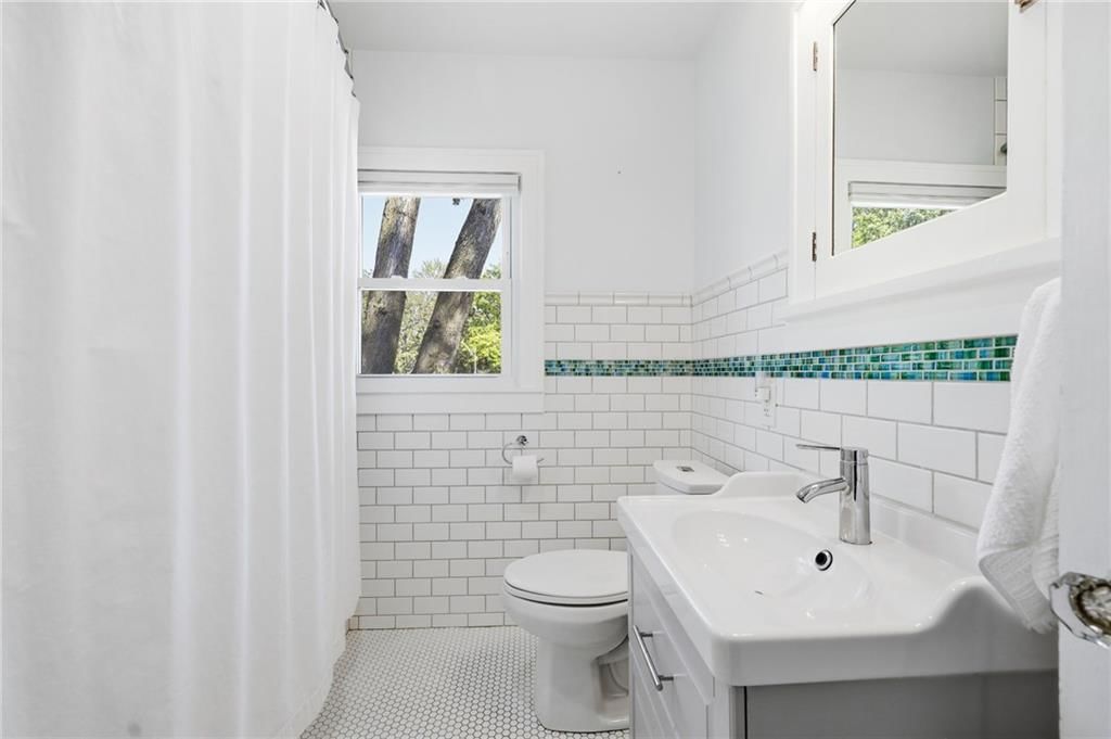 6124 Oak Street — photo 30