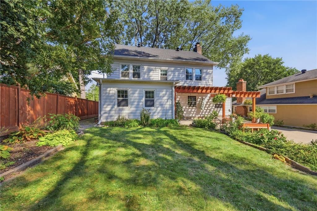6124 Oak Street — photo 36