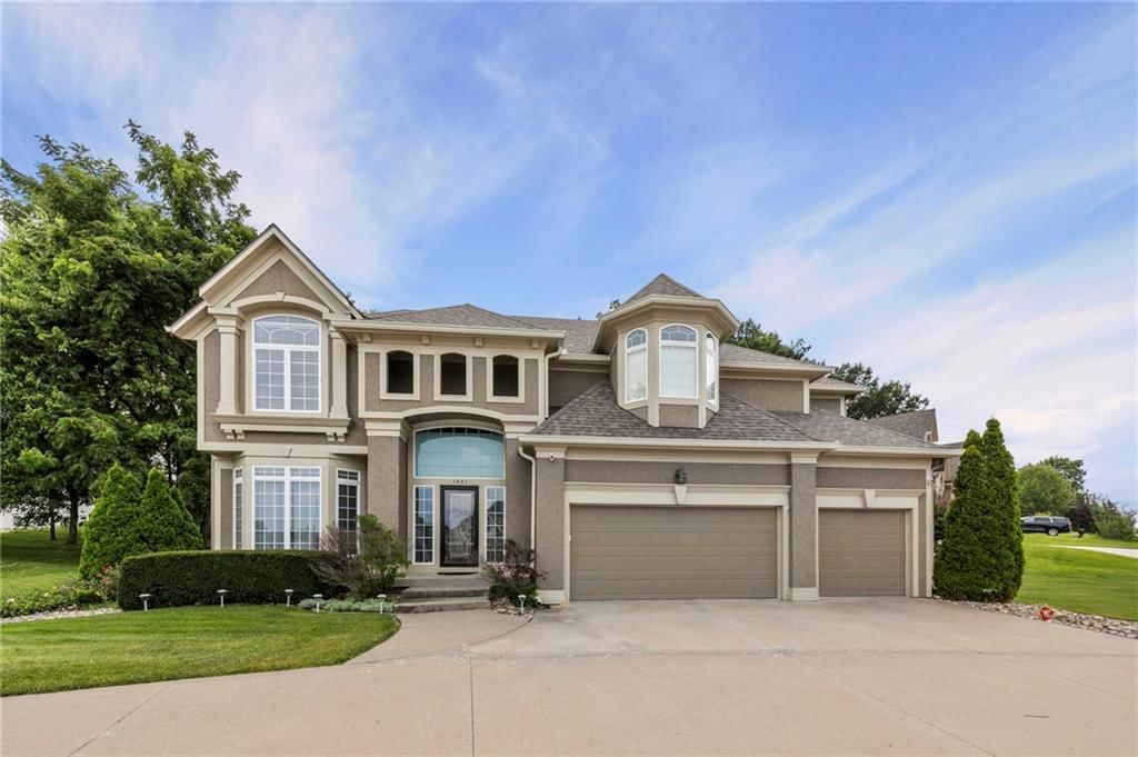 1441 NE Daltons Ridge Drive — photo 1