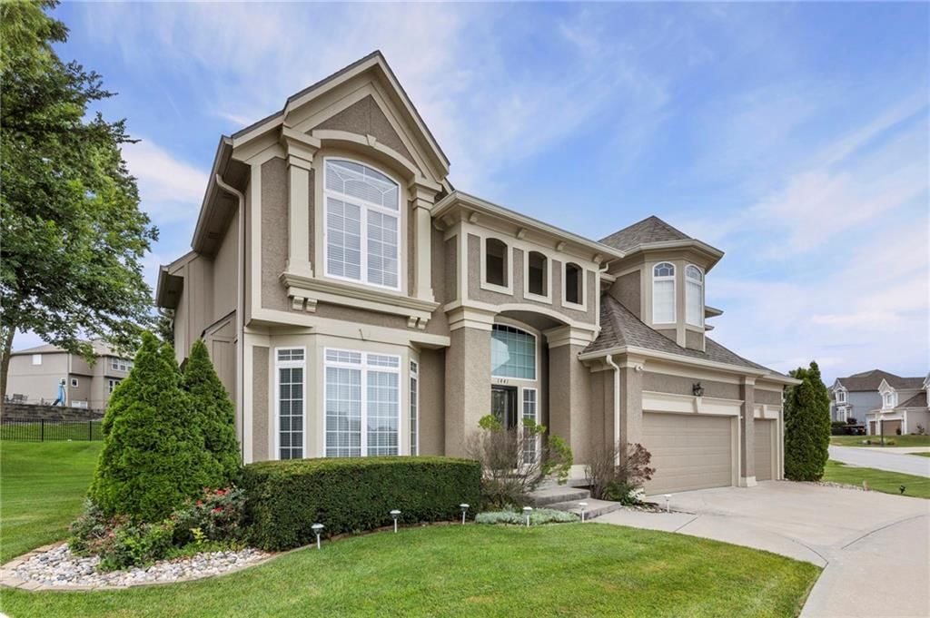 1441 NE Daltons Ridge Drive — photo 2
