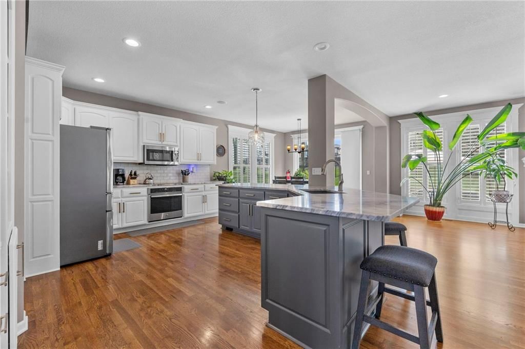 1441 NE Daltons Ridge Drive — photo 10