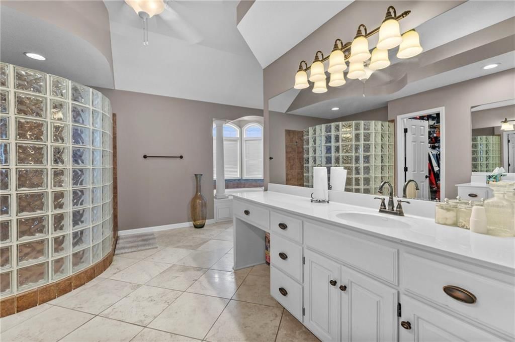 1441 NE Daltons Ridge Drive — photo 30