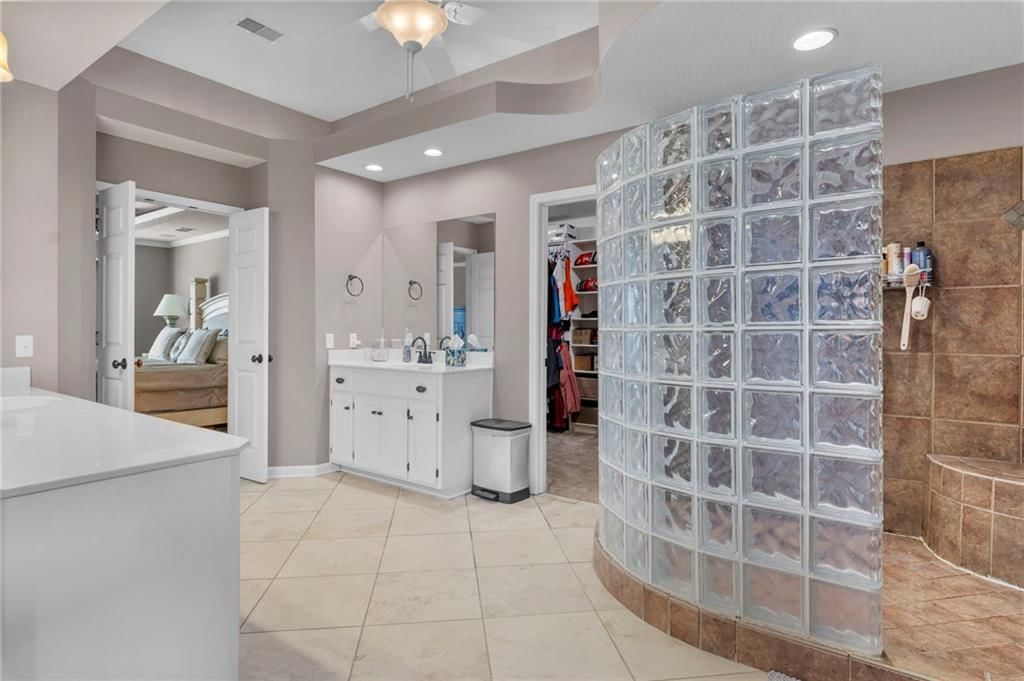 1441 NE Daltons Ridge Drive — photo 32