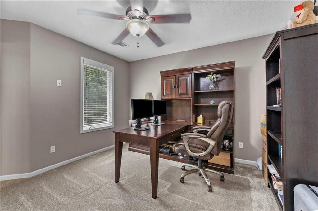 1441 NE Daltons Ridge Drive — photo 34