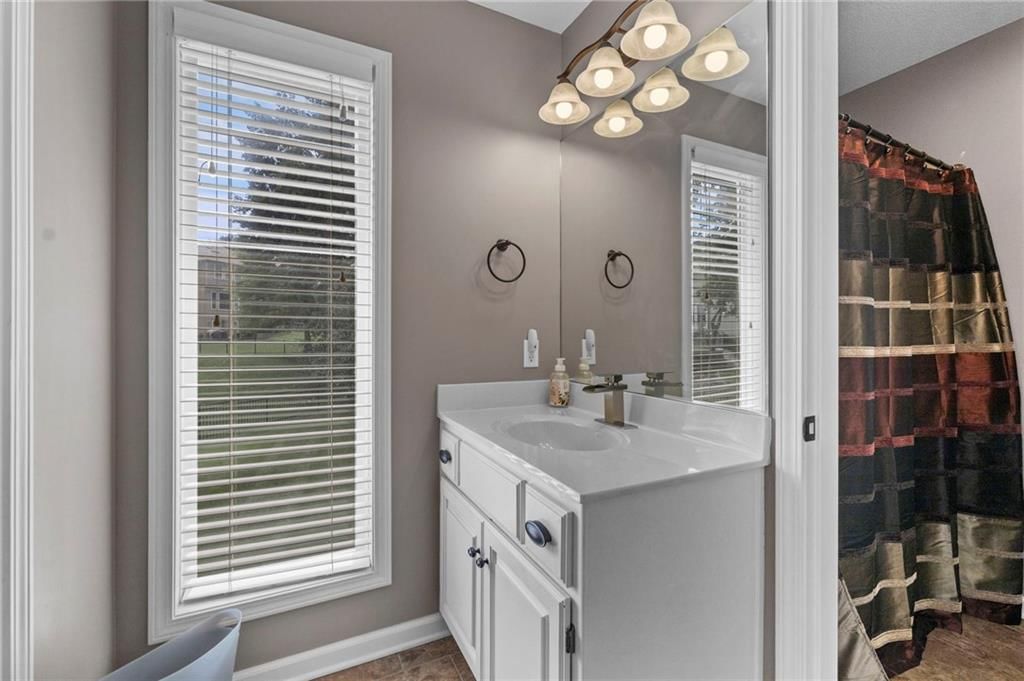 1441 NE Daltons Ridge Drive — photo 38