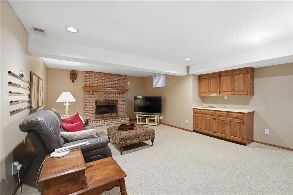 9314 W 117th Street — photo 55