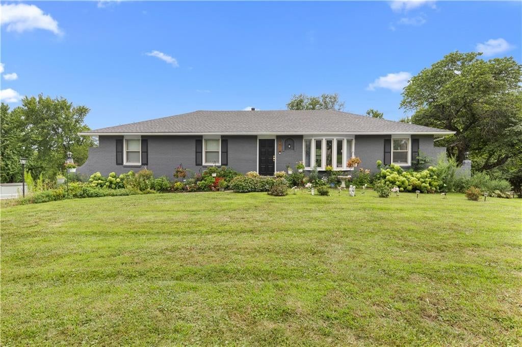 7611 Harry S Truman Drive — photo 2