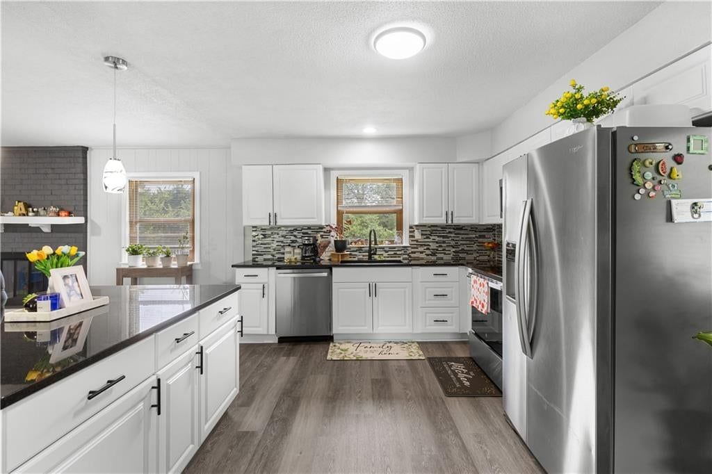7611 Harry S Truman Drive — photo 9