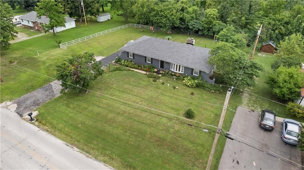 7611 Harry S Truman Drive — photo 30