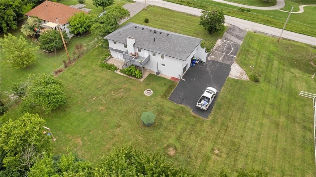 7611 Harry S Truman Drive — photo 32