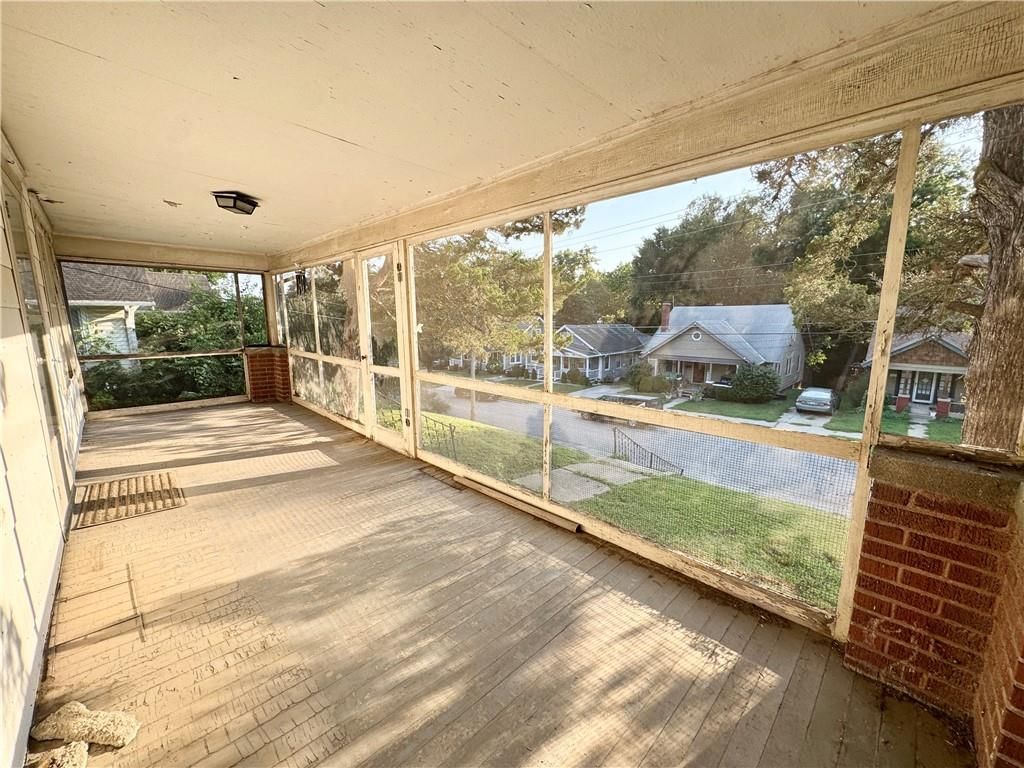2319 W Circle Drive — photo 2