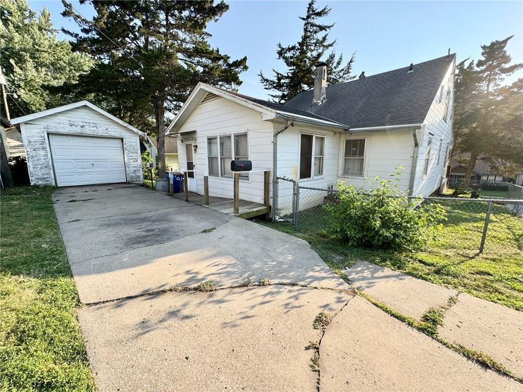 2319 W Circle Drive — photo 3