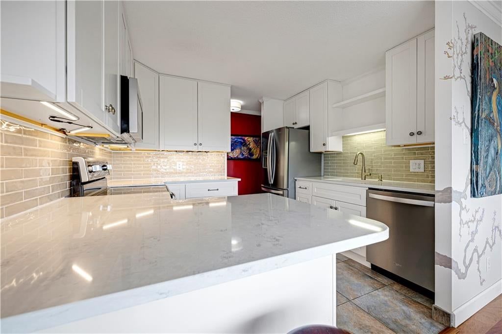 2510 Grand Boulevard — photo 4