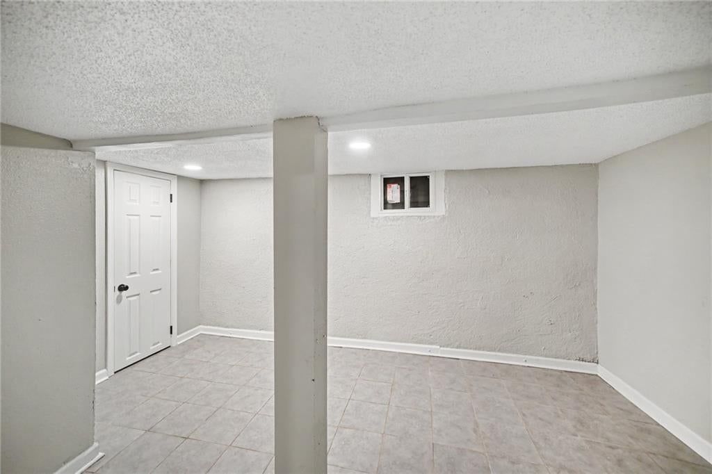 1911 N Allis Street — photo 18