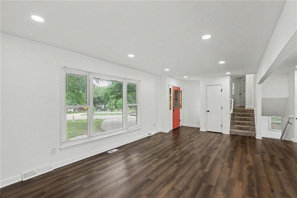 2508 NW 86th Street — photo 4