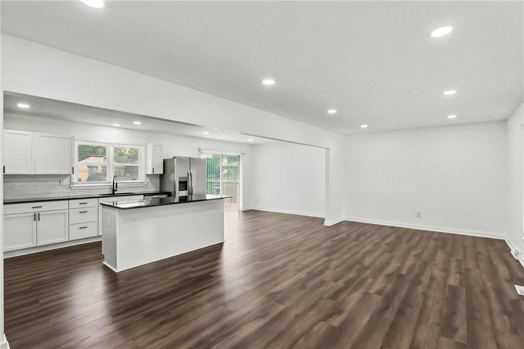 2508 NW 86th Street — photo 8