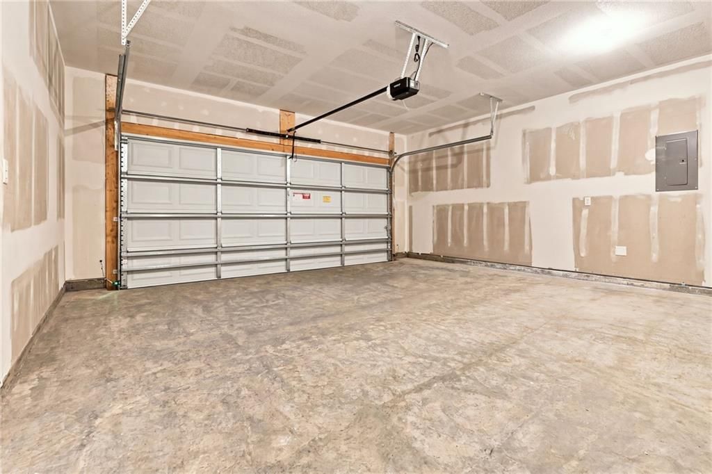 Photo 17 of 19 - 1705 NW 105th Terrace, Kansas City, MO 64155