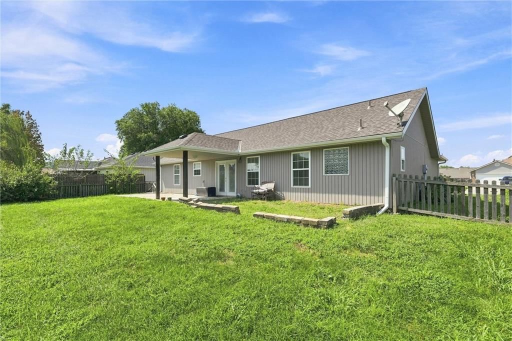413 Graystone Drive — photo 33