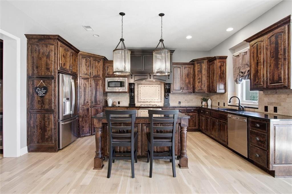 16532 Cody Street — photo 7