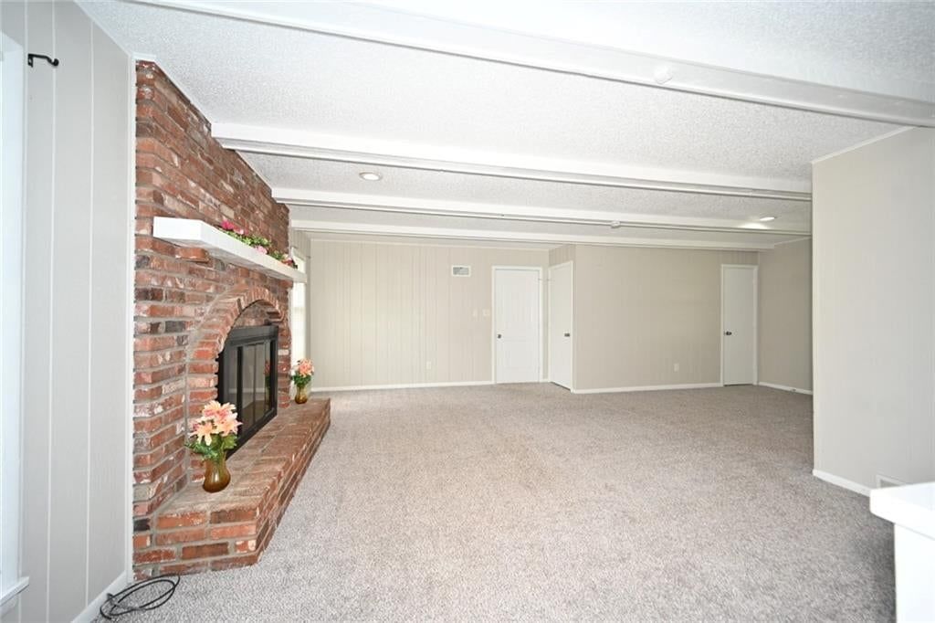 8900 Wayne Avenue — photo 9