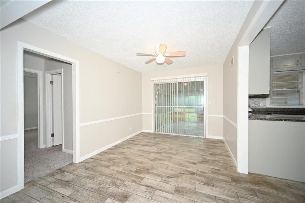8900 Wayne Avenue — photo 15