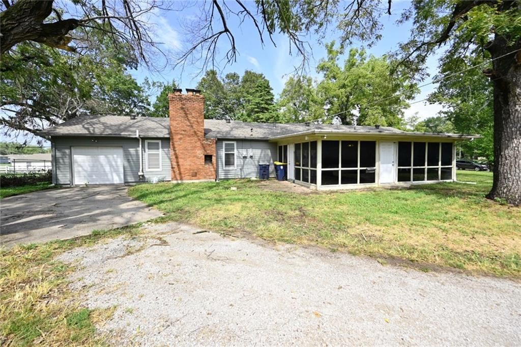 8900 Wayne Avenue — photo 28