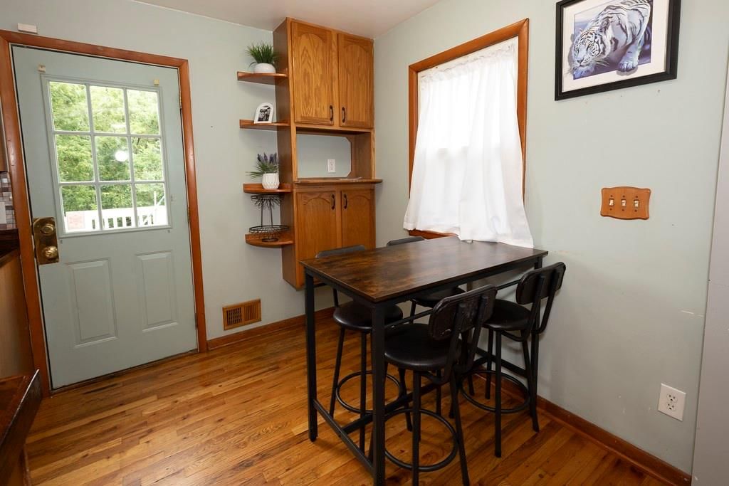 6240 Edith Avenue — photo 10