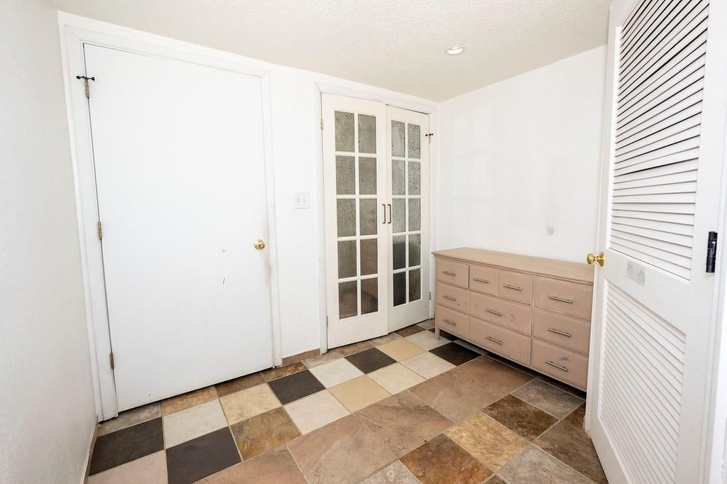 6240 Edith Avenue — photo 18