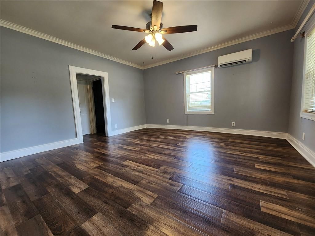 1900 NE 65th Street — photo 10
