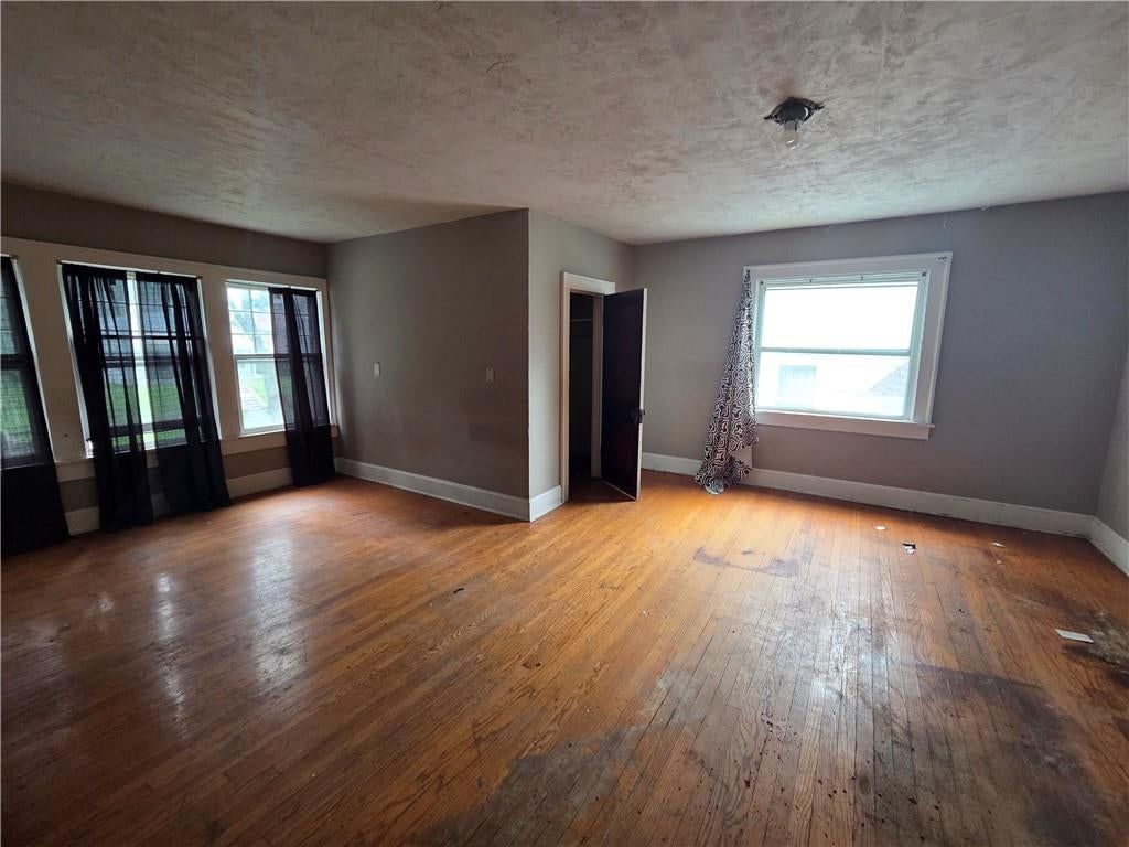 2410 Faraon Street — photo 5