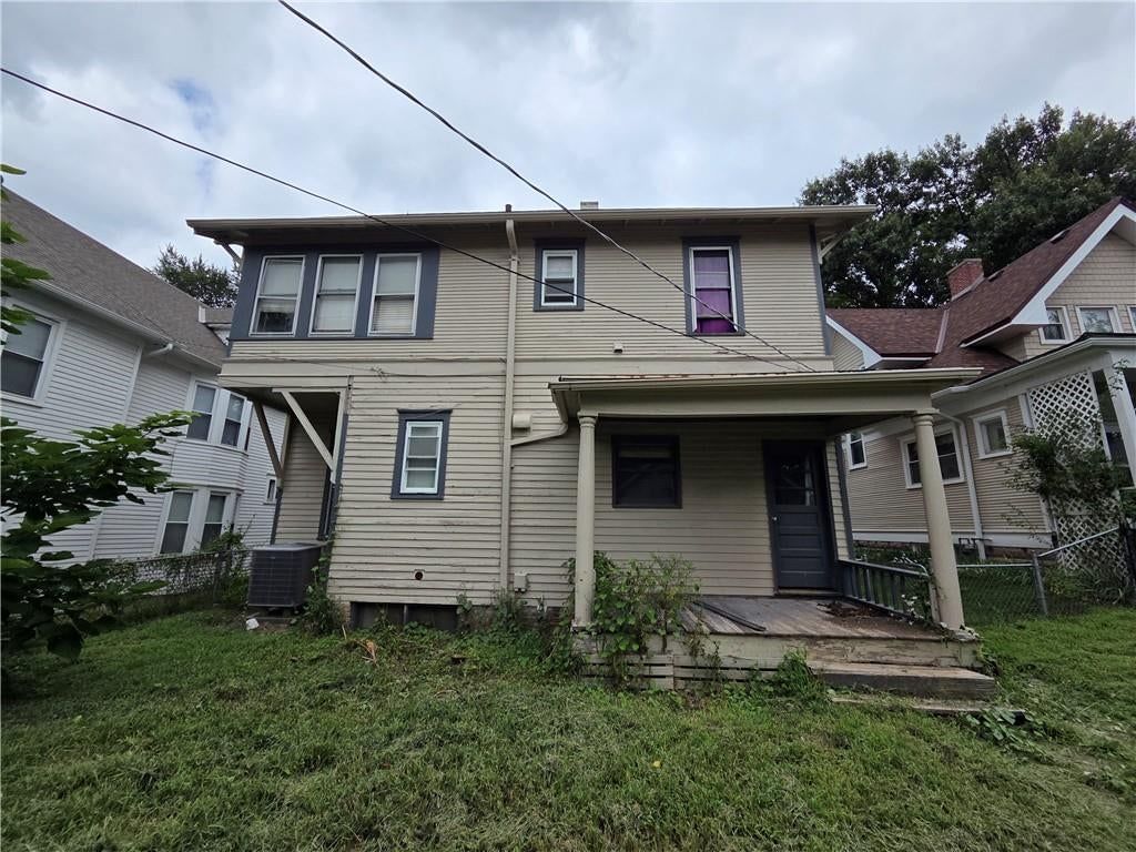 2410 Faraon Street — photo 10