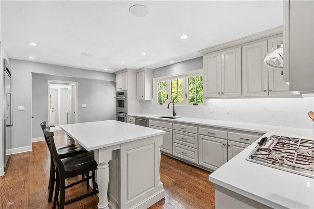8740 Ensley Lane — photo 14