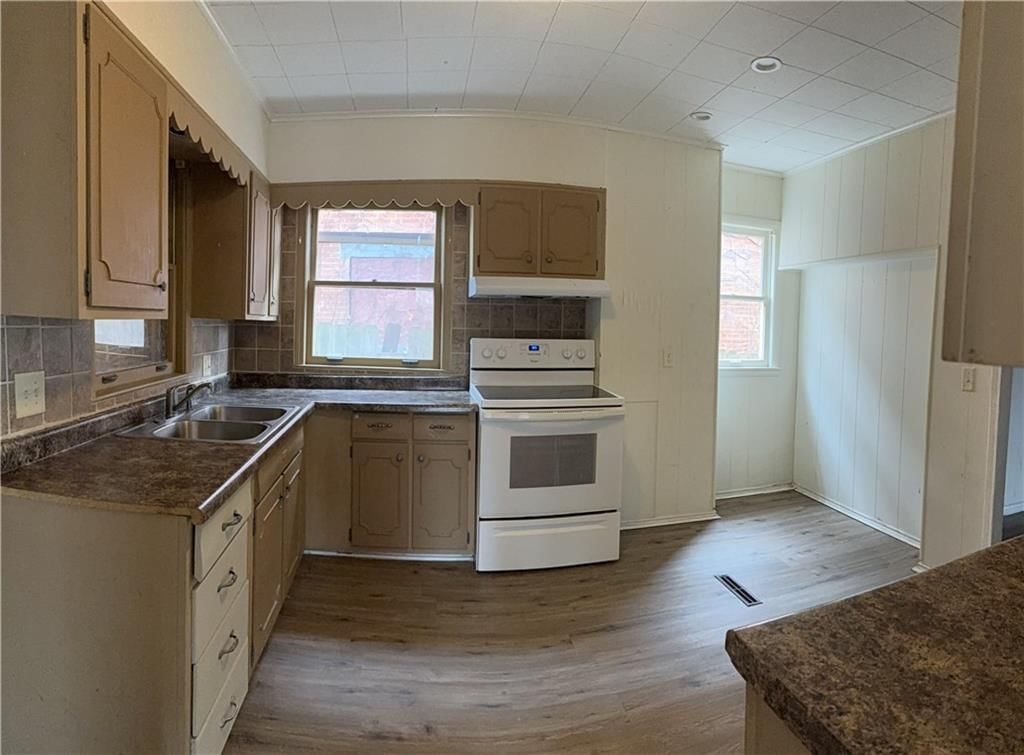 113 N 17th Street — photo 3