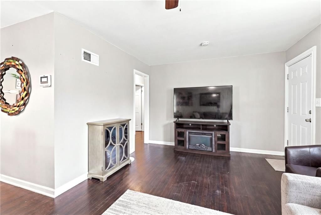 4014 Monroe Avenue — photo 8