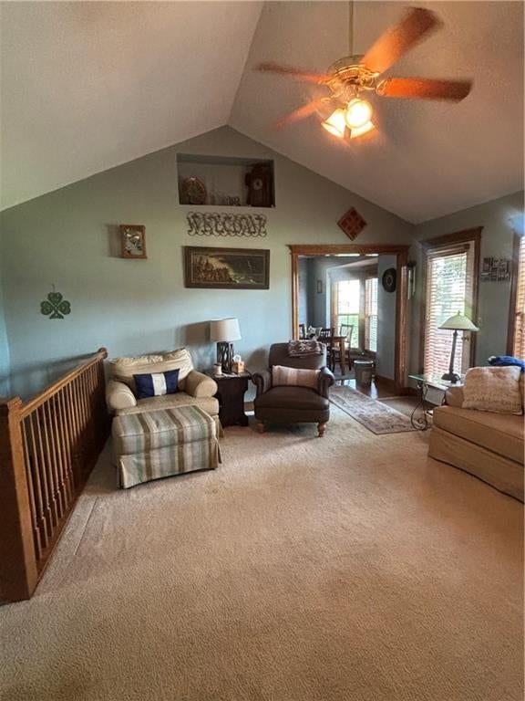 105 W South Street — photo 7