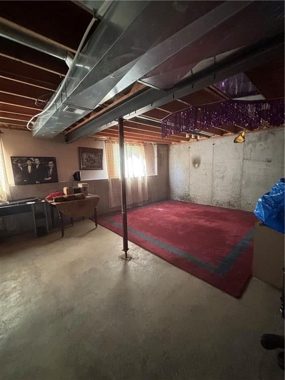 105 W South Street — photo 13