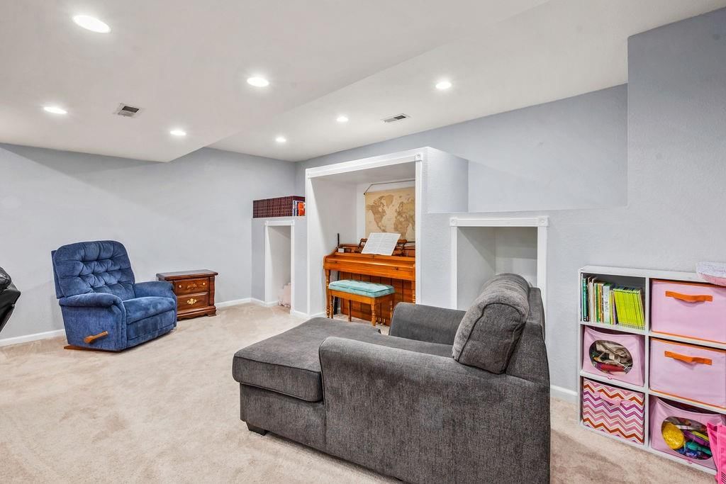 1312 Barnes Drive — photo 18