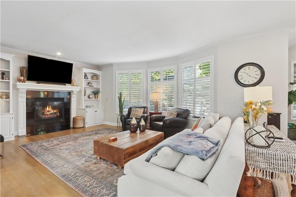 14320 Ballentine Street — photo 9
