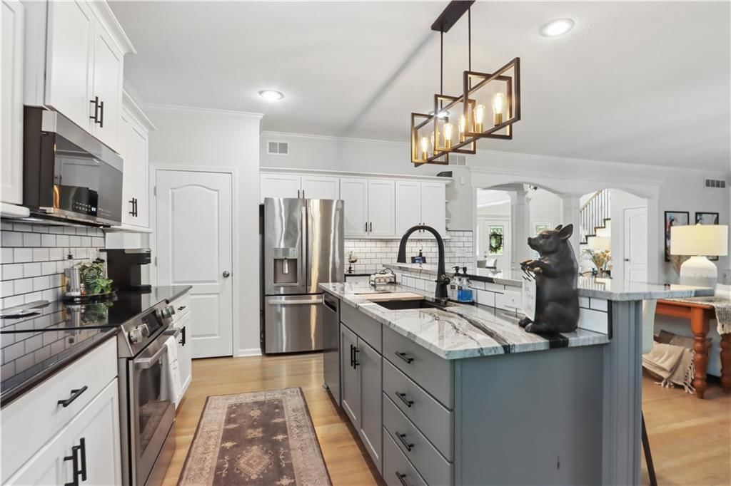 14320 Ballentine Street — photo 11