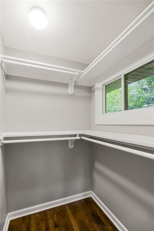 Photo 21 of 39 - 6807 N Walnut Street, Kansas City, MO 64118