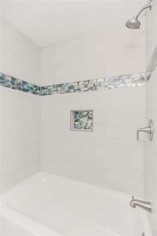 Photo 28 of 39 - 6807 N Walnut Street, Kansas City, MO 64118