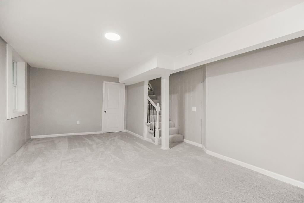 Photo 32 of 39 - 6807 N Walnut Street, Kansas City, MO 64118