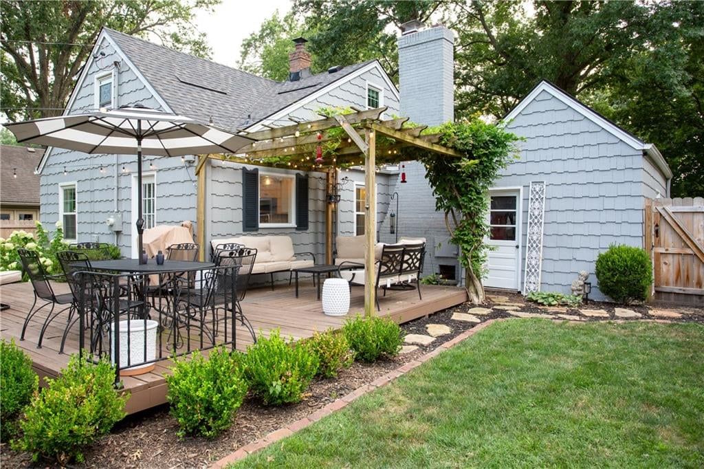 6015 DELMAR Street — photo 36