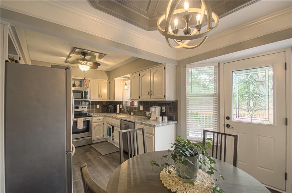 601 Woodson Lane — photo 8